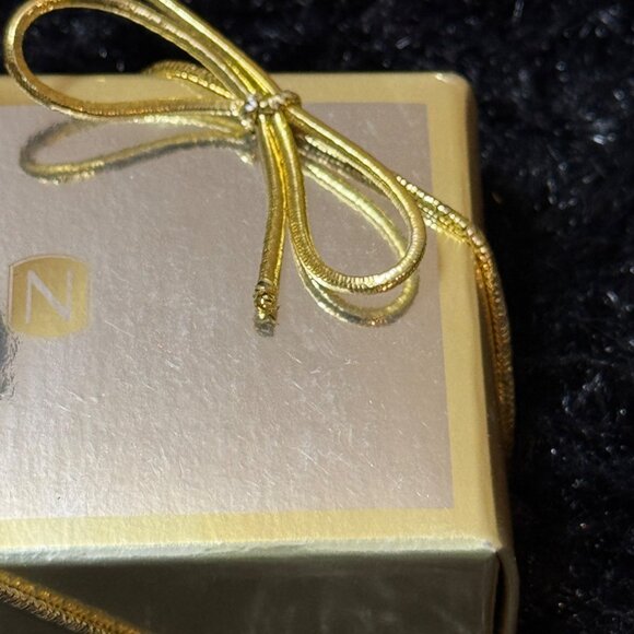 MINIATURE SWEET ROMANCE METAL BLUSHING ROSE HAT AND STAND USA - Picture 3 of 8